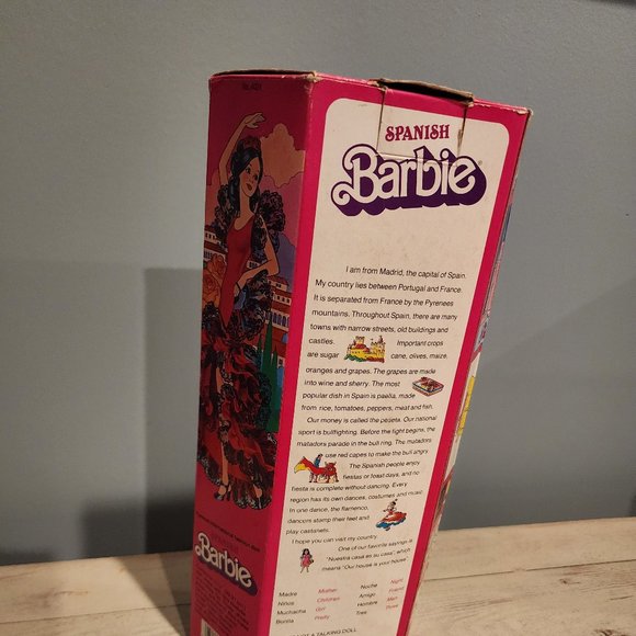 1982 Spanish Barbie - Picture 2 of 4